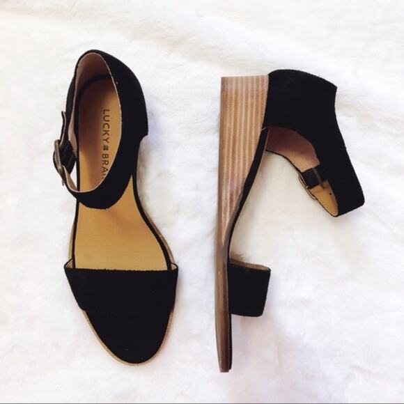 Lucky Brand Black Riamsee Wedge Sandals - Picture 5 of 7